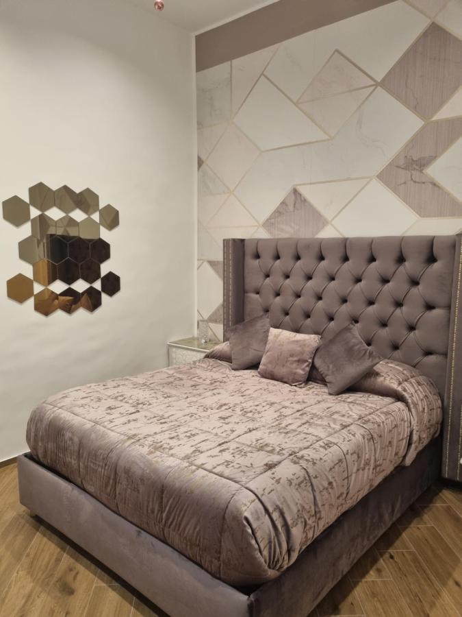Apartamento Petramare Charming House Salerno Exterior foto